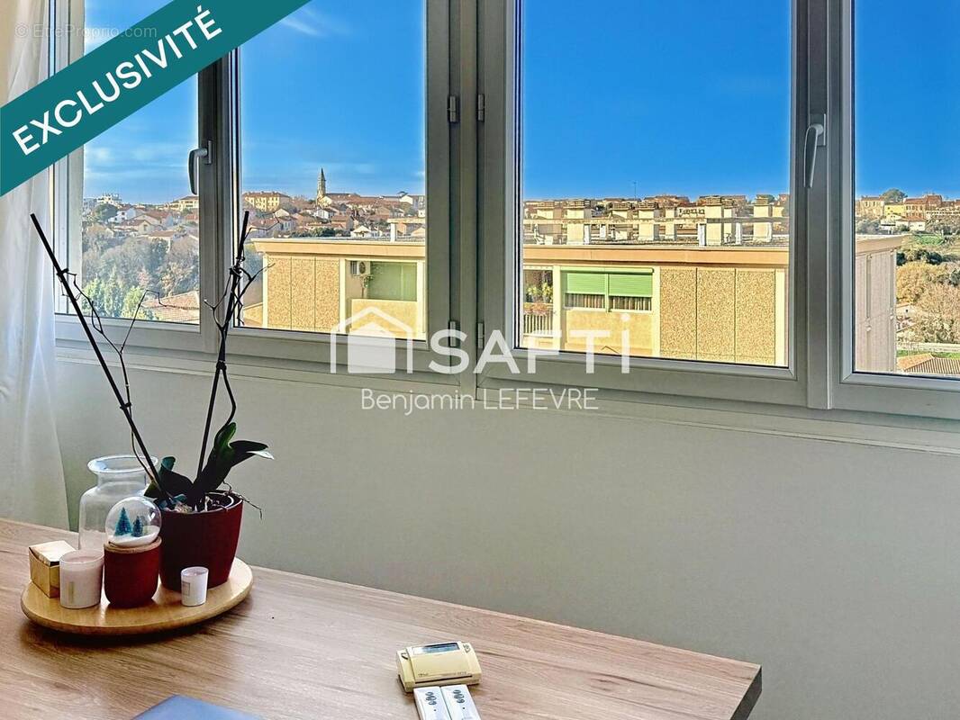 Photo 1 - Appartement à MARSEILLE-15E