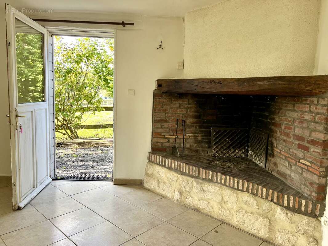 Maison 112 m² à Saint-Pierre-Azif  - photo 5