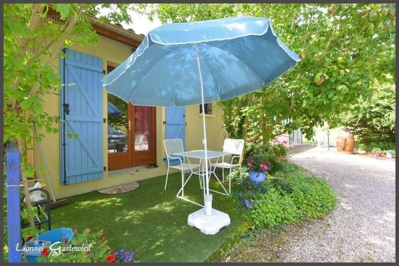 Maison à PORT-SAINTE-FOY-ET-PONCHAPT