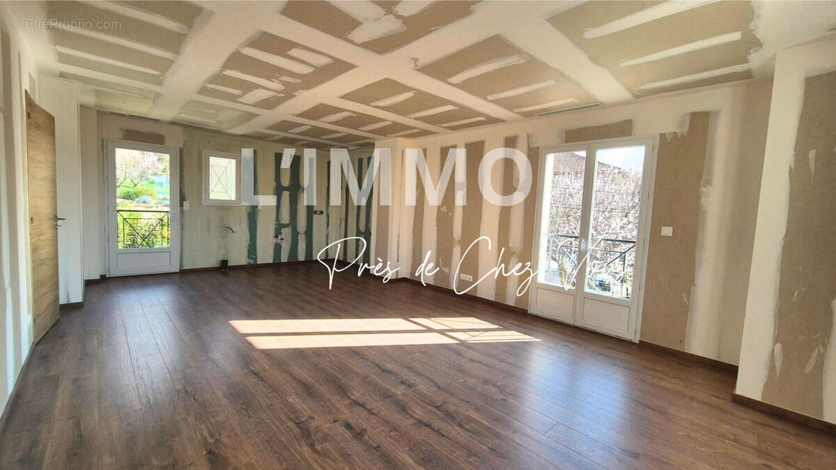 Maison à LA BOUILLADISSE