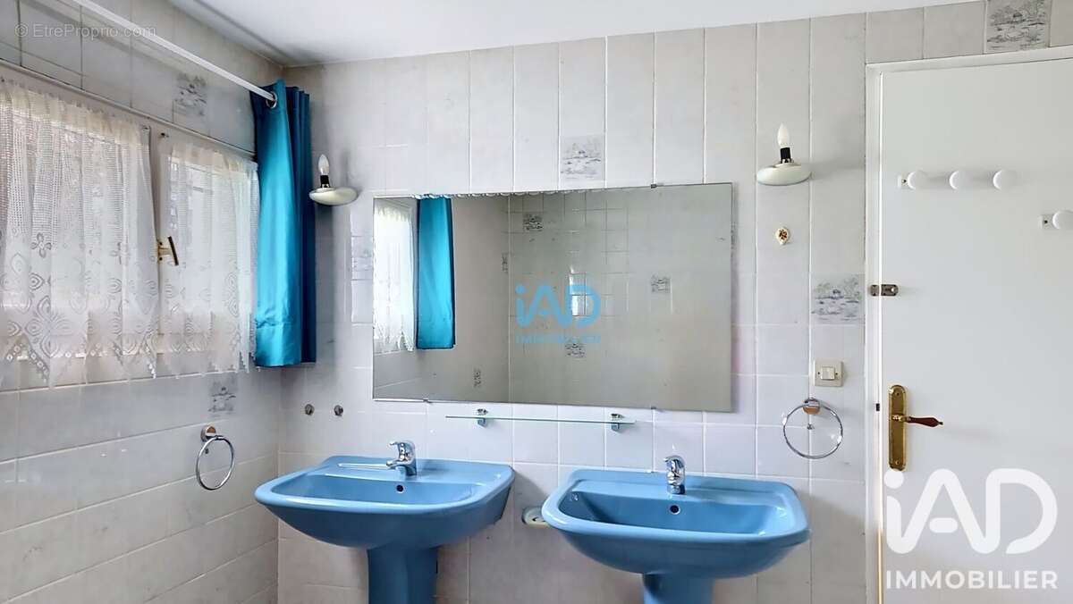 Maison 104 m² à Saint-Etienne-Du-Rouvray  - photo 9