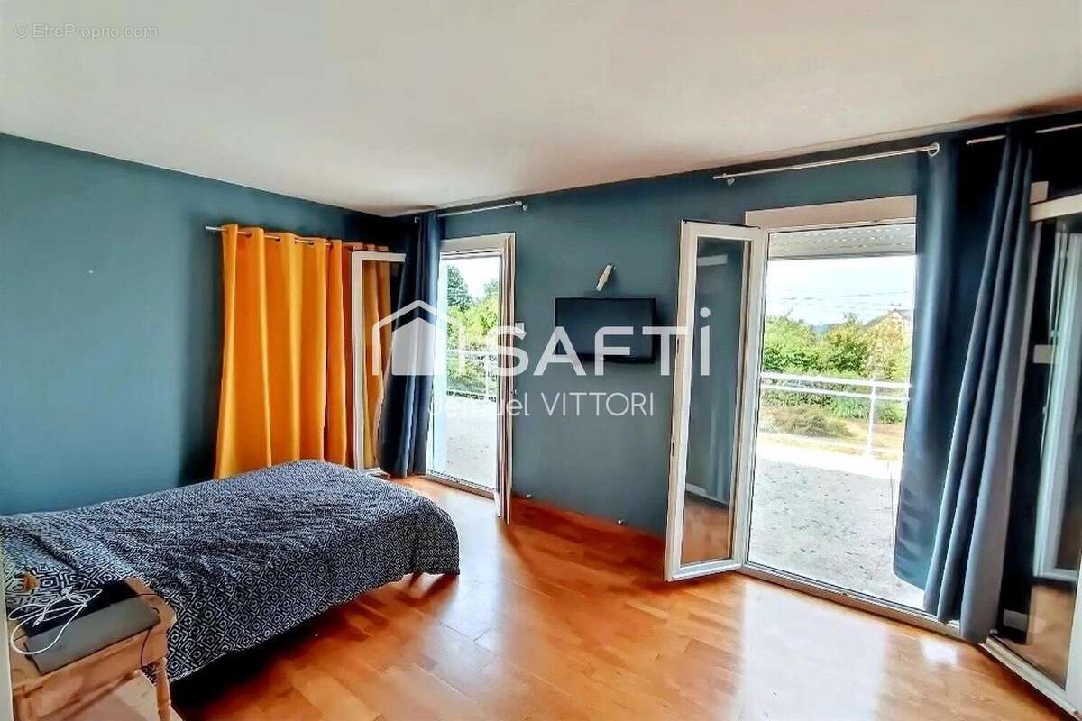 Photo 6 - Maison à SAINT-DENIS-DE-GASTINES