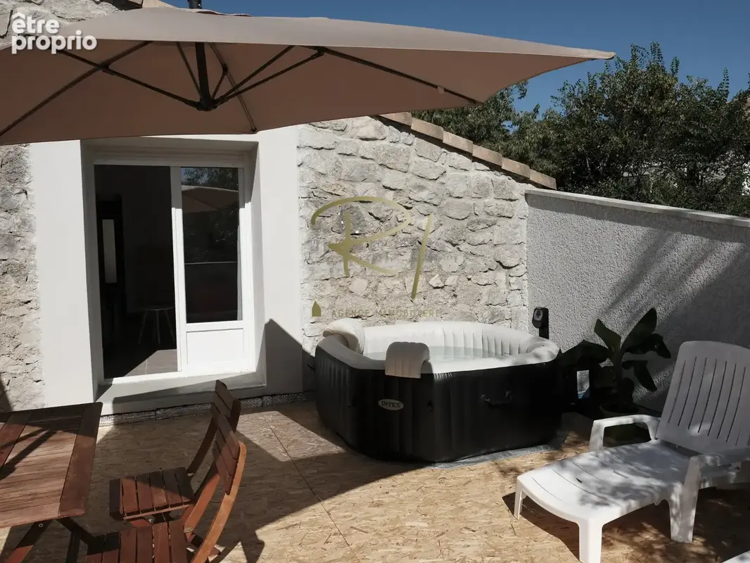 EXCLUSIVITE Maison de village avec 5 garages - photo 4