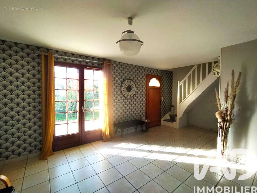 Maison 107 m² à Beaugency  - photo 5