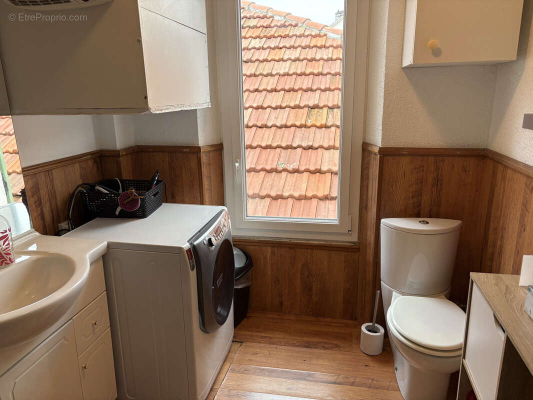 Commerce à SAINT-MANDRIER-SUR-MER