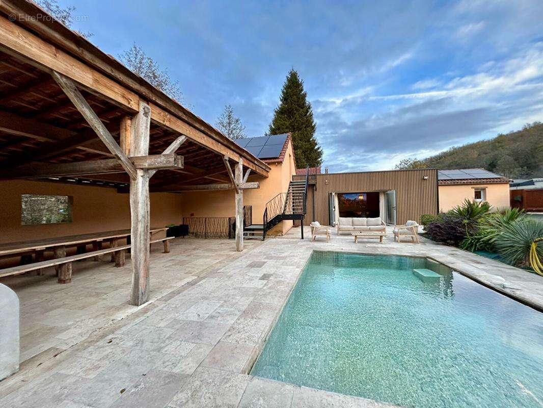 Maison à LES EYZIES-DE-TAYAC-SIREUIL