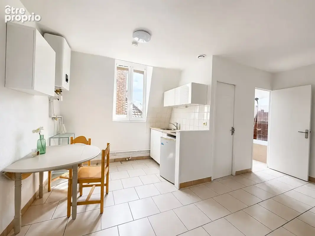 Charmant T2 meublé au coeur de Sainte-Savine, Idéal investisseur ou premier achat ! - photo 4