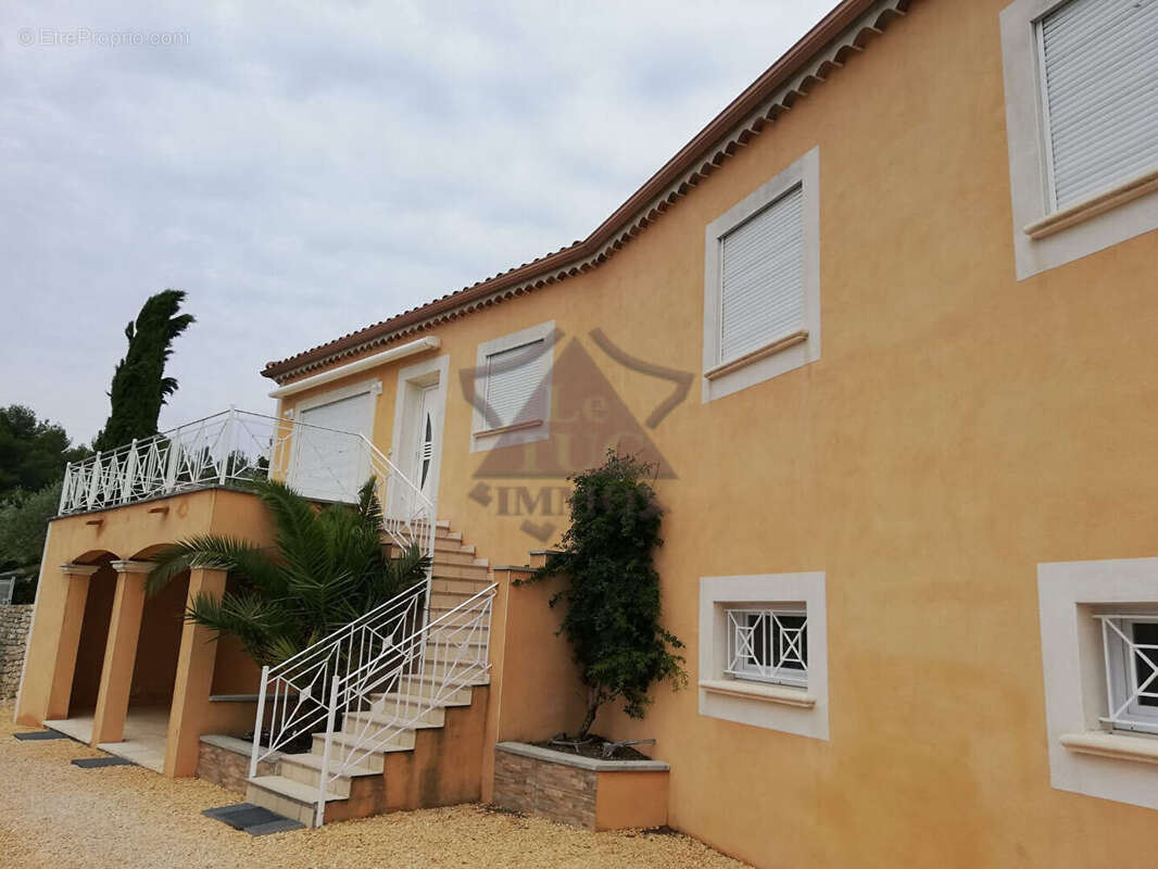 Maison à SAINT-AMBROIX