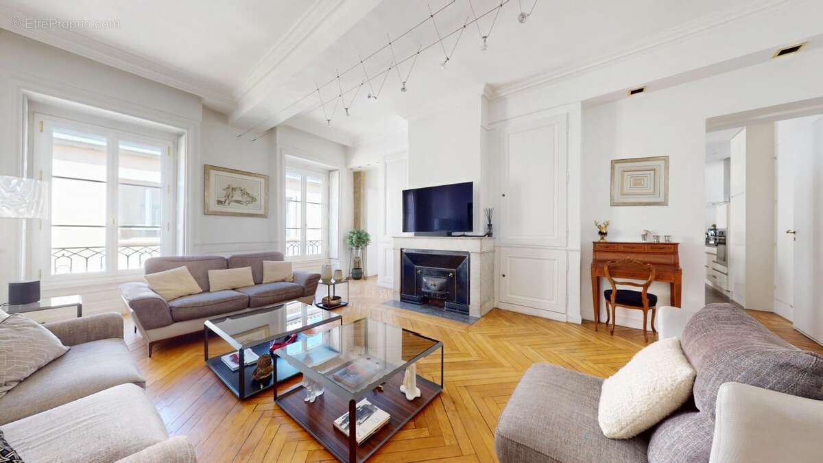 Appartement à LYON-1E