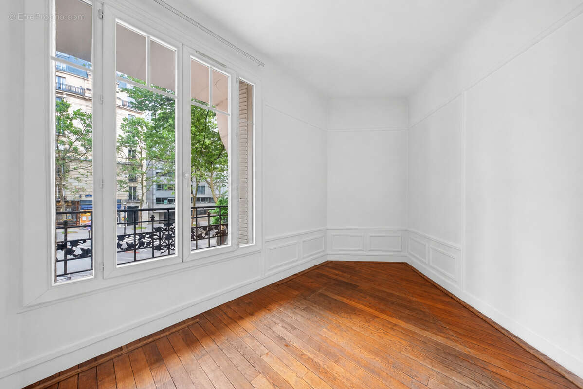 Appartement à PARIS-20E
