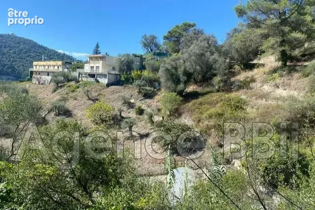 Terrain 1800 m² à Nice  - photo 3