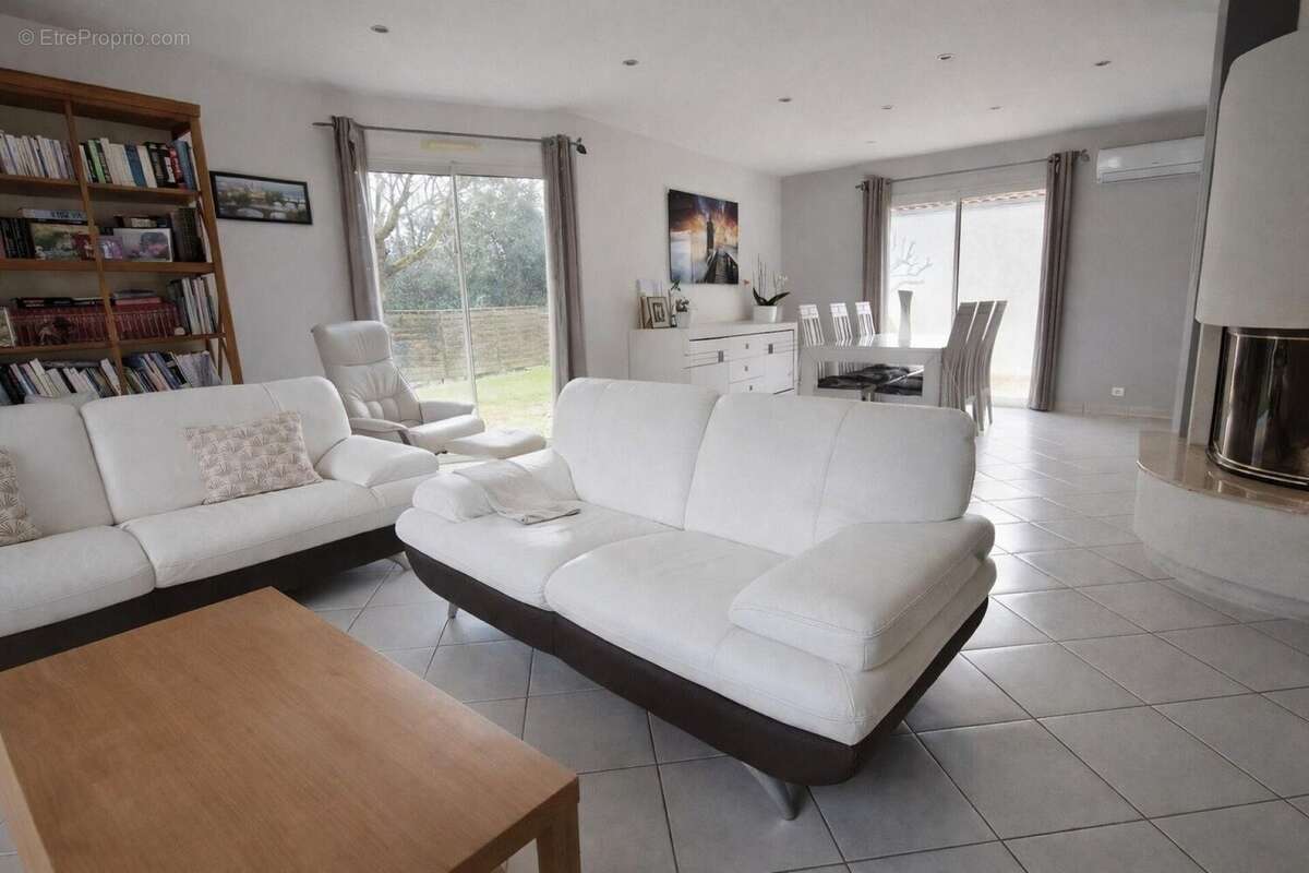 Maison 140 m² à Talmont-Saint-Hilaire  - photo 2