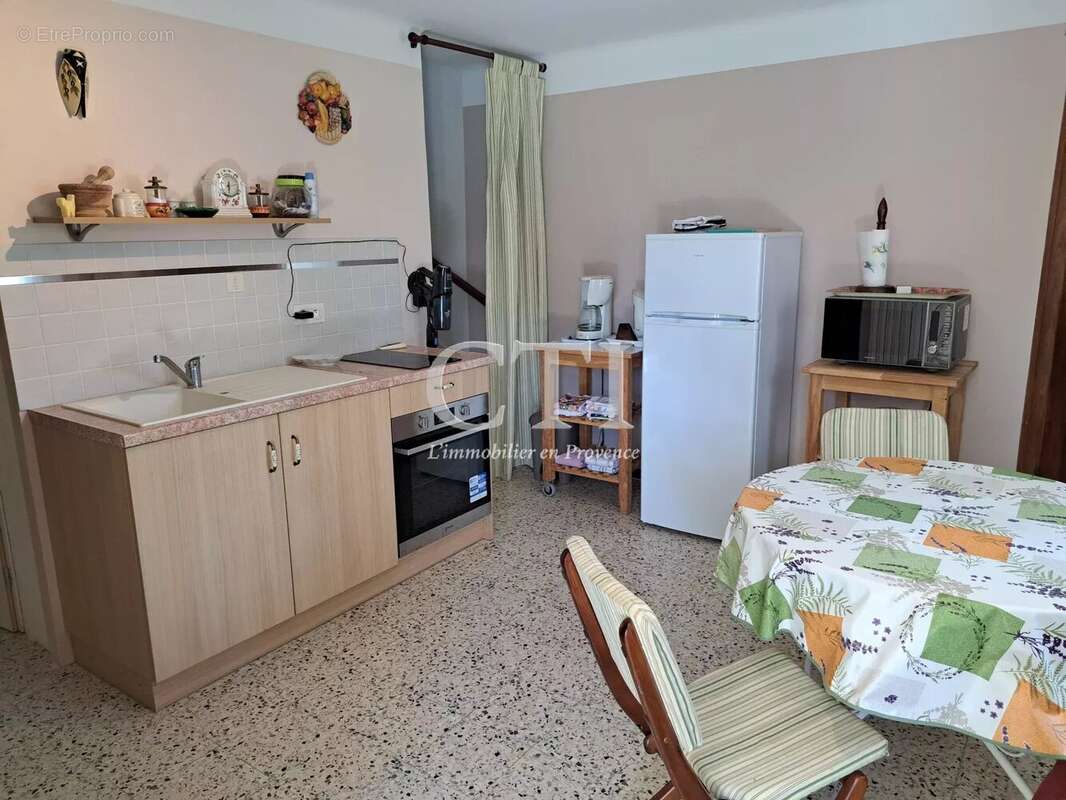 Maison à VAISON-LA-ROMAINE