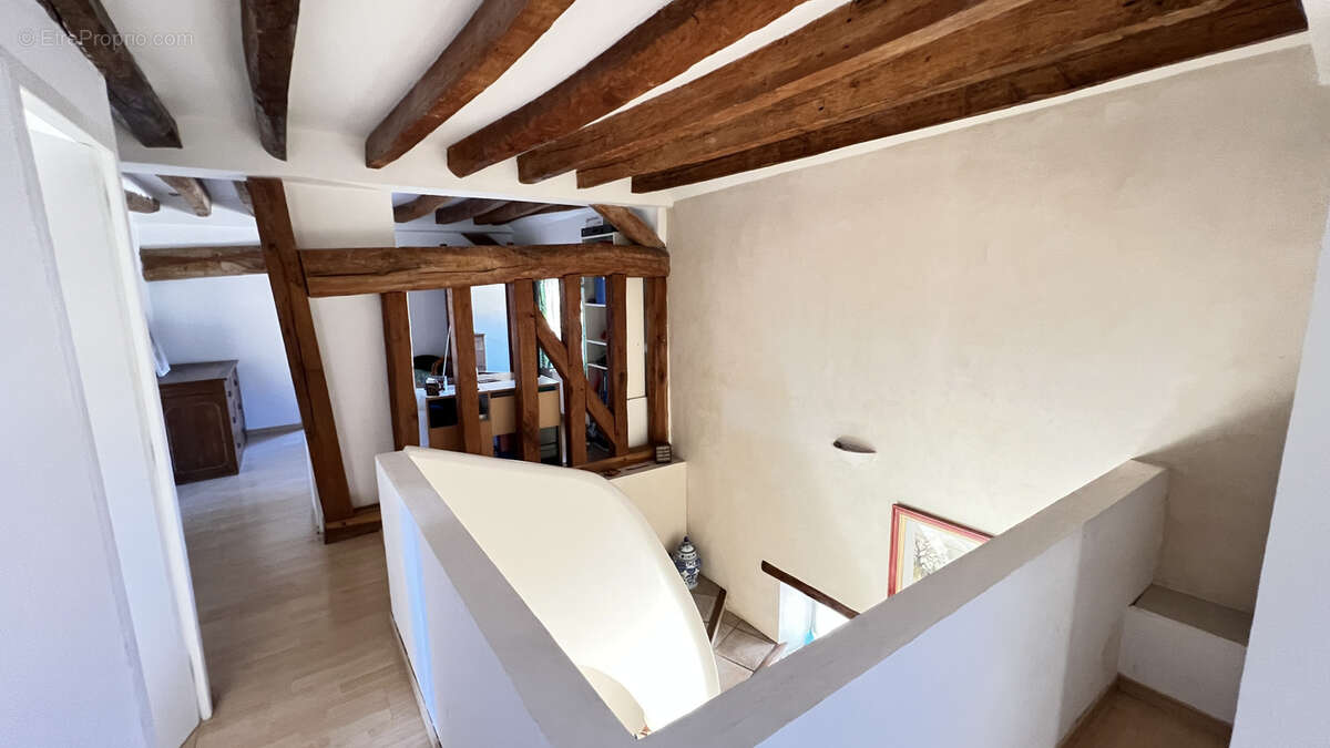 Maison à MILLY-LA-FORET