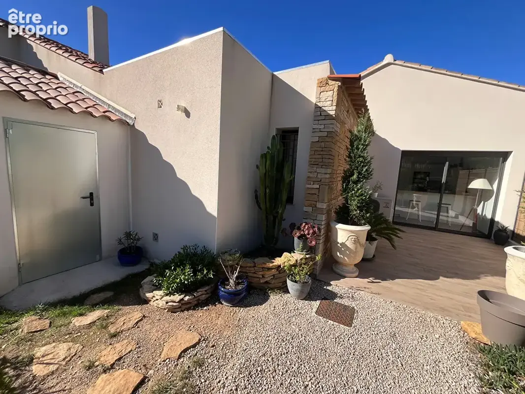 La Ciotat Quartier très recherché du Liouquet : Villa contemporaine avec vue mer panoramique - photo 5