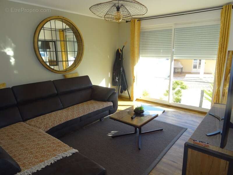 Maison à CHAMPNIERS