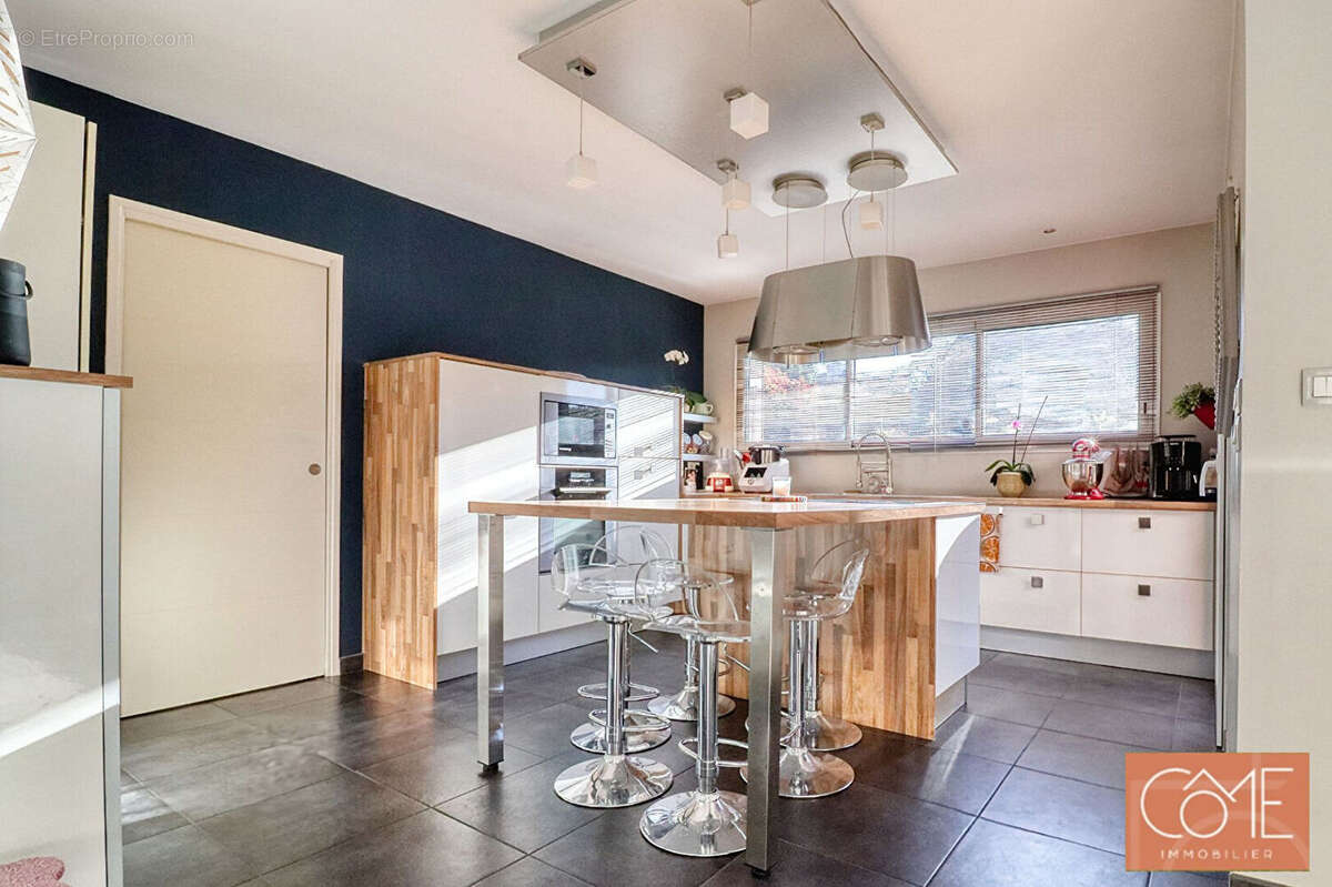 À vendre - saint-gregoire (35760) - quartier champ daguet - maison 5 chambres - 168,66 m² hab.et 185,69m² au sol. - terrain 500  - photo 4