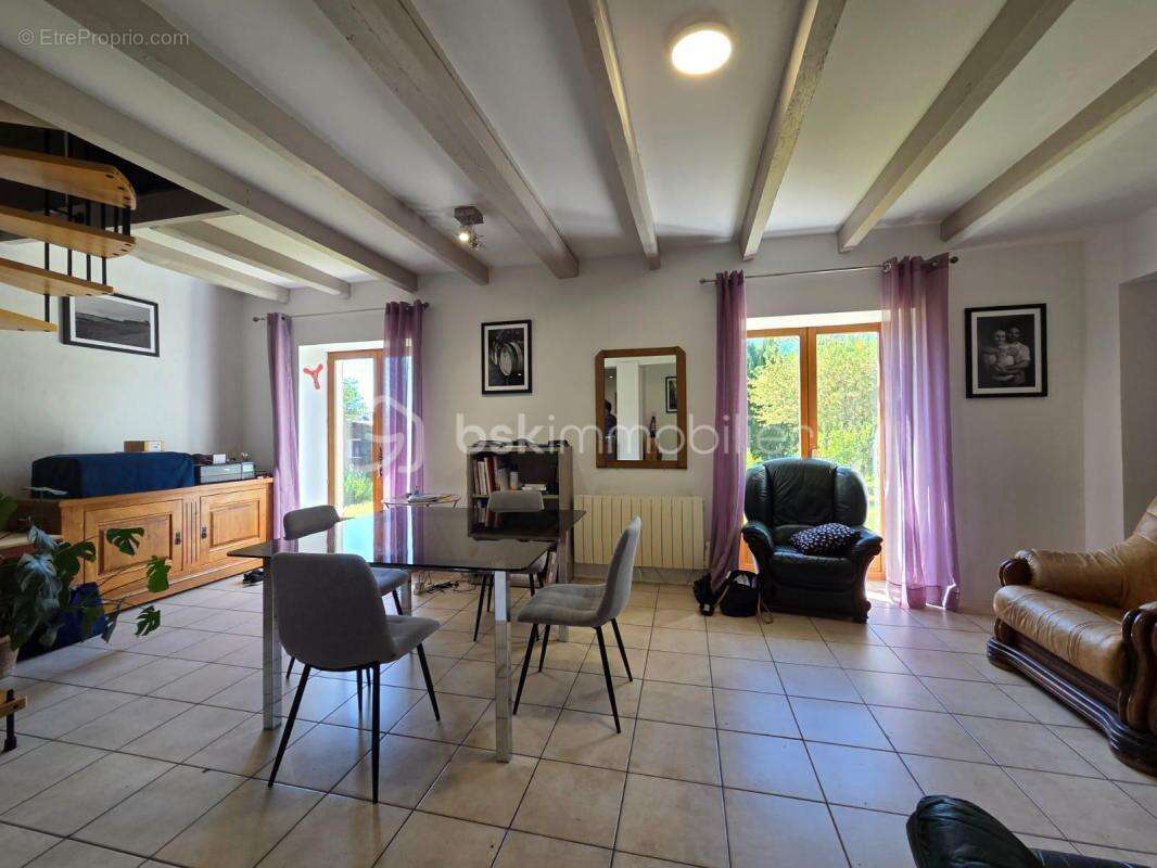 Maison à BROIN