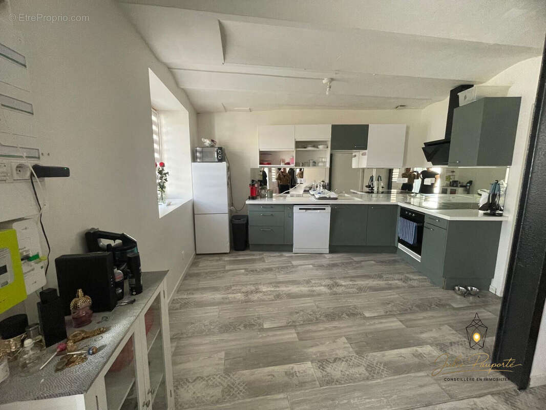 Appartement à SAINT-GERMAIN-DES-PRES