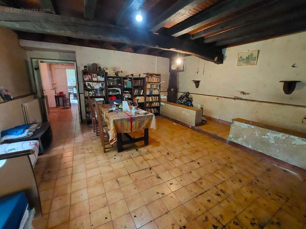 Salon2 - Maison à AURIGNAC