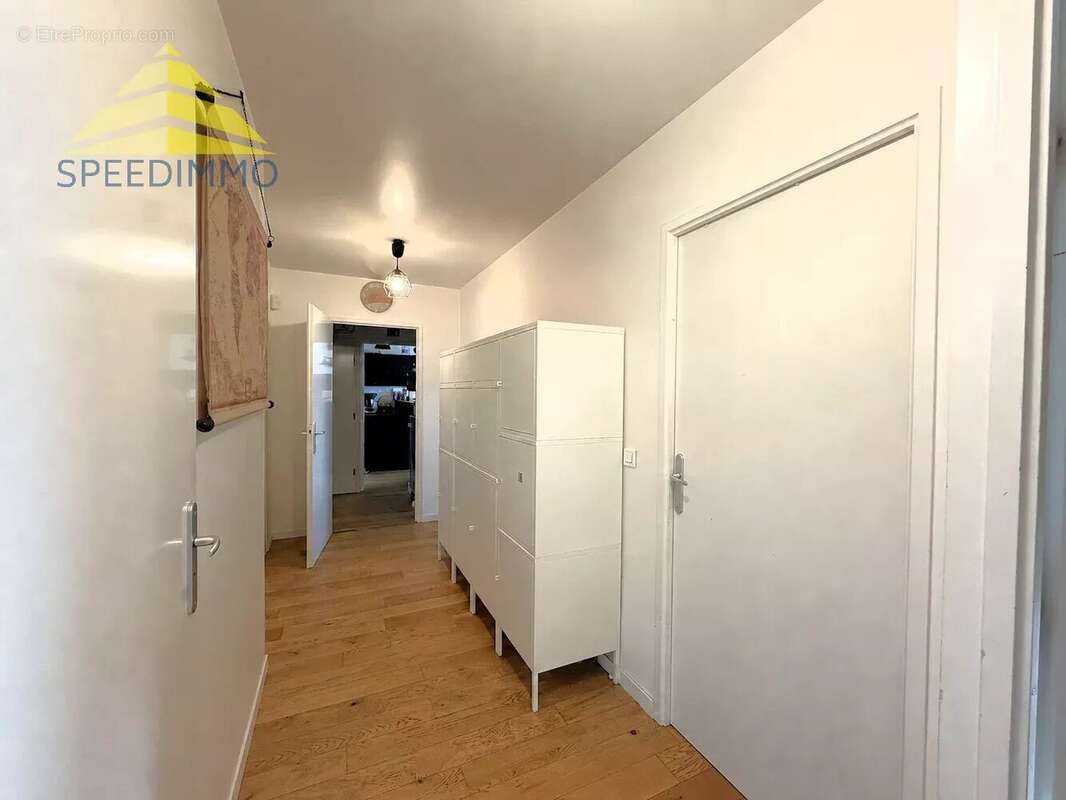 Appartement à BRIE-COMTE-ROBERT