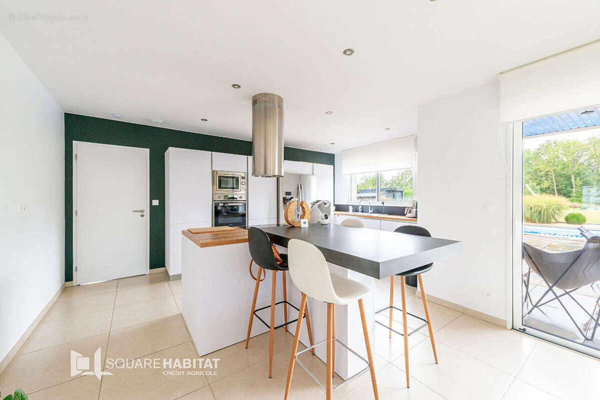 Maison à SAINT-AMAND-LES-EAUX