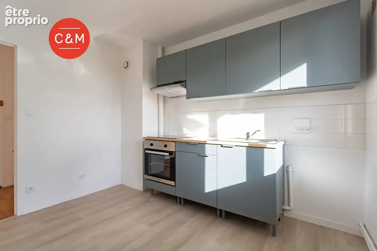 REZE 8 MAI - Appartement 2 pièces 46 m² - photo 5