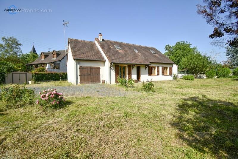 Maison à COUFFY