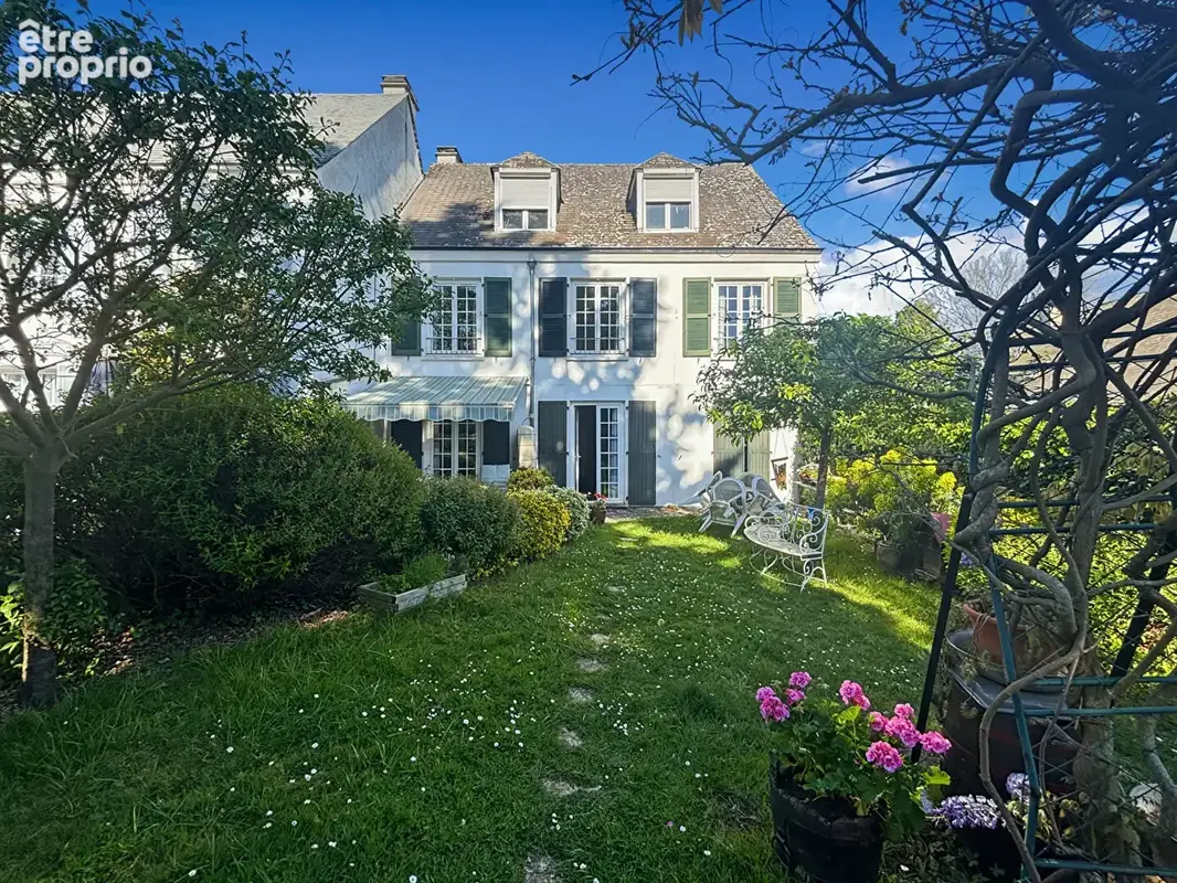 Photo Maison à Vert-Saint-Denis au prix de 305 000€