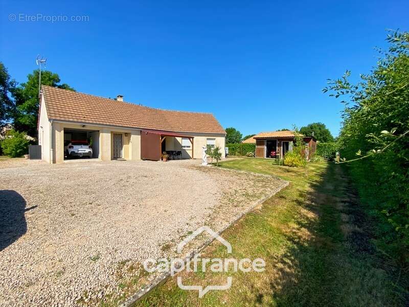 Maison à vendre 5 pièces LA CHAPELLE DE BRAGNY (71) - photo 13