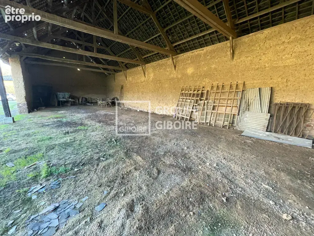 A VENDRE - Agence GIBOIRE PACE - Longère de 130 m² environ avec plusieurs dépendances à Saint Gilles étang de la motte - photo 4