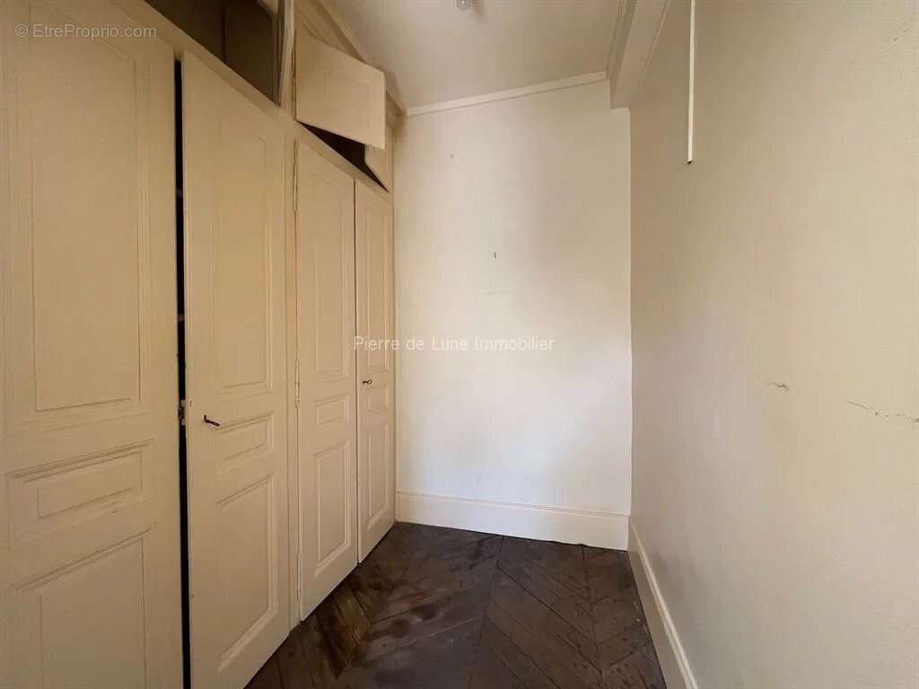 Appartement à CHESSY