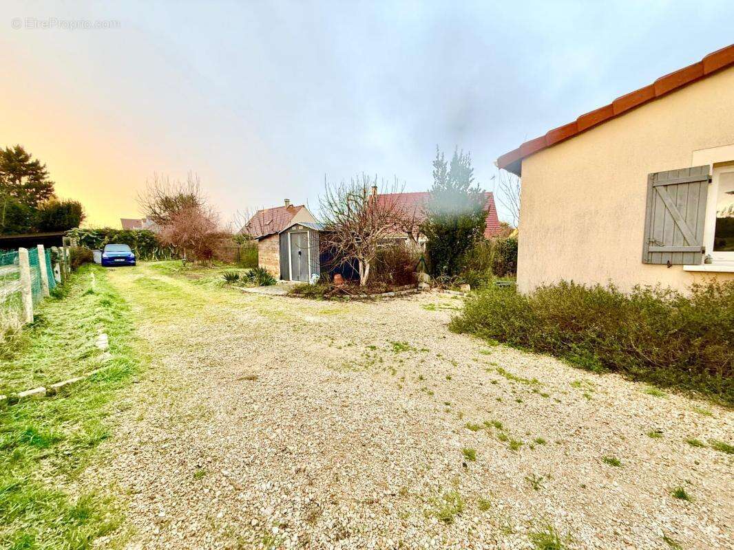 Maison à BOISSISE-LE-ROI