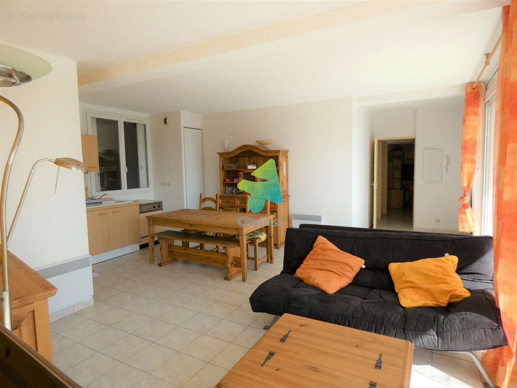 Appartement T3 69.57m2 + Terrasse + Cellier + Parkings - photo 7
