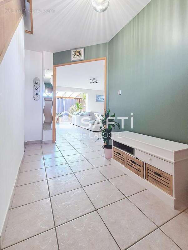 Maison 190 m² à Dourges  - photo 2