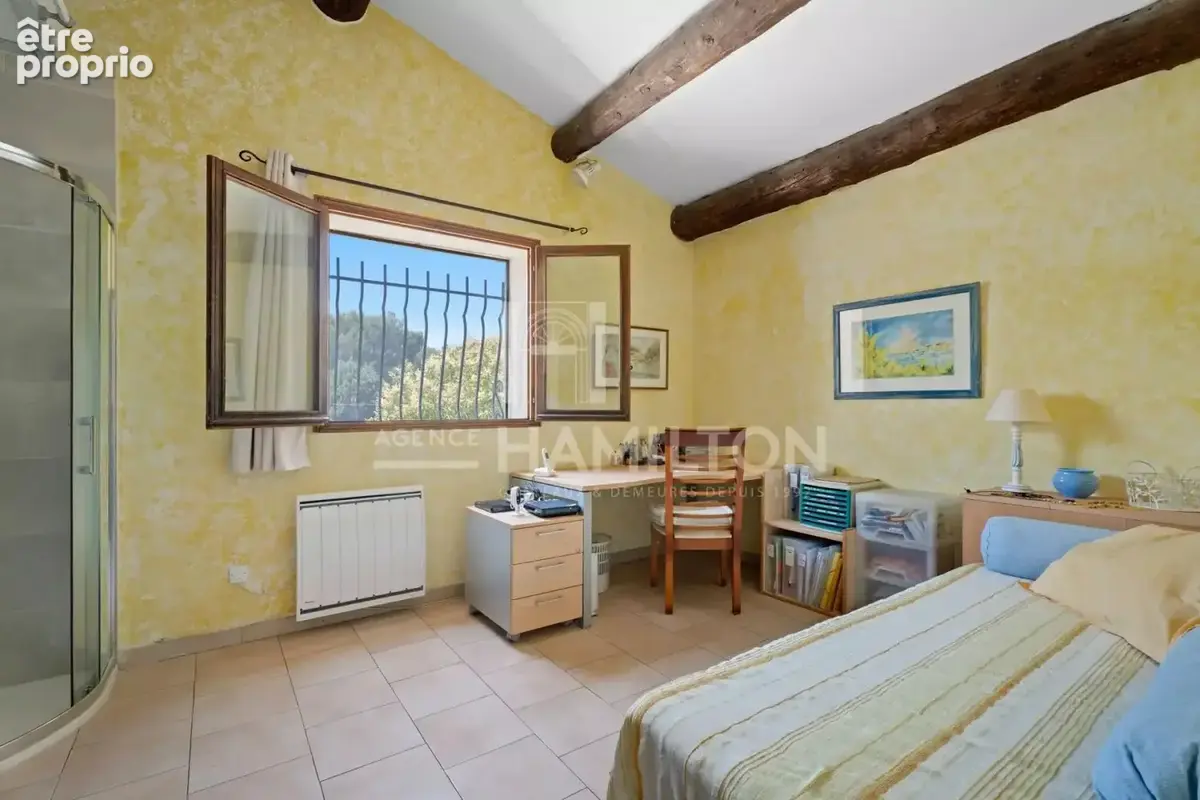 Villa avec piscine à proximités des écoles - photo 16