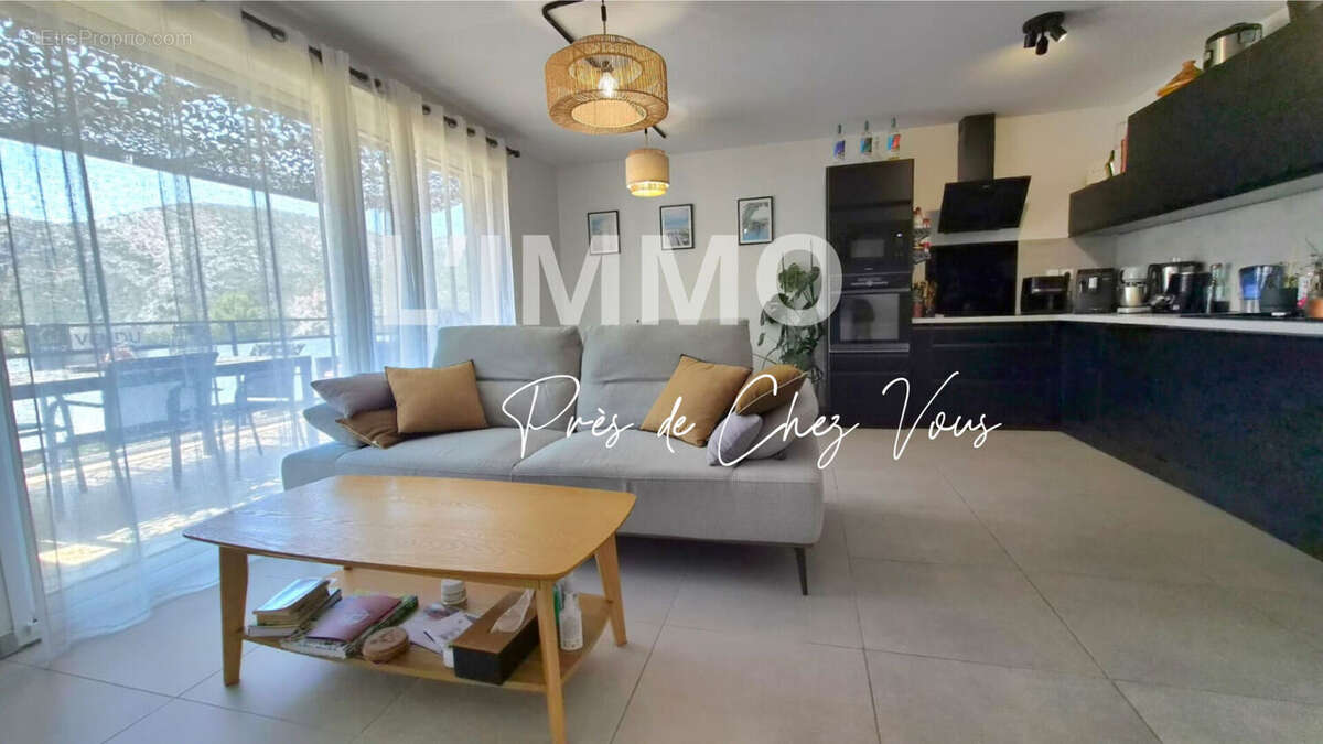 3 pièces récent avec terrasse et garage - photo 4