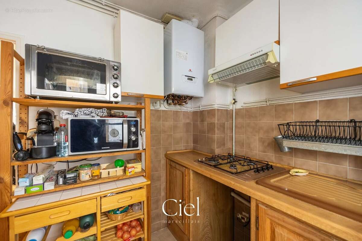 Appartement à MARSEILLE-6E