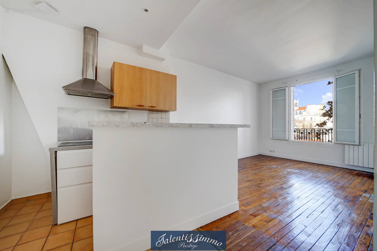 Appartement à PARIS-12E