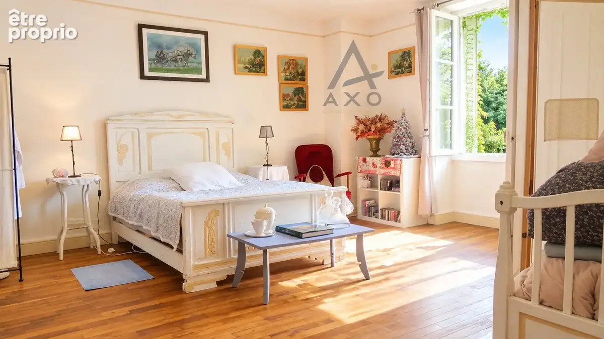Maison Bourgeoise de 1870, ses greniers, sa cave de 74m2, sa grange et sa dépendance déjà rénovée - photo 6