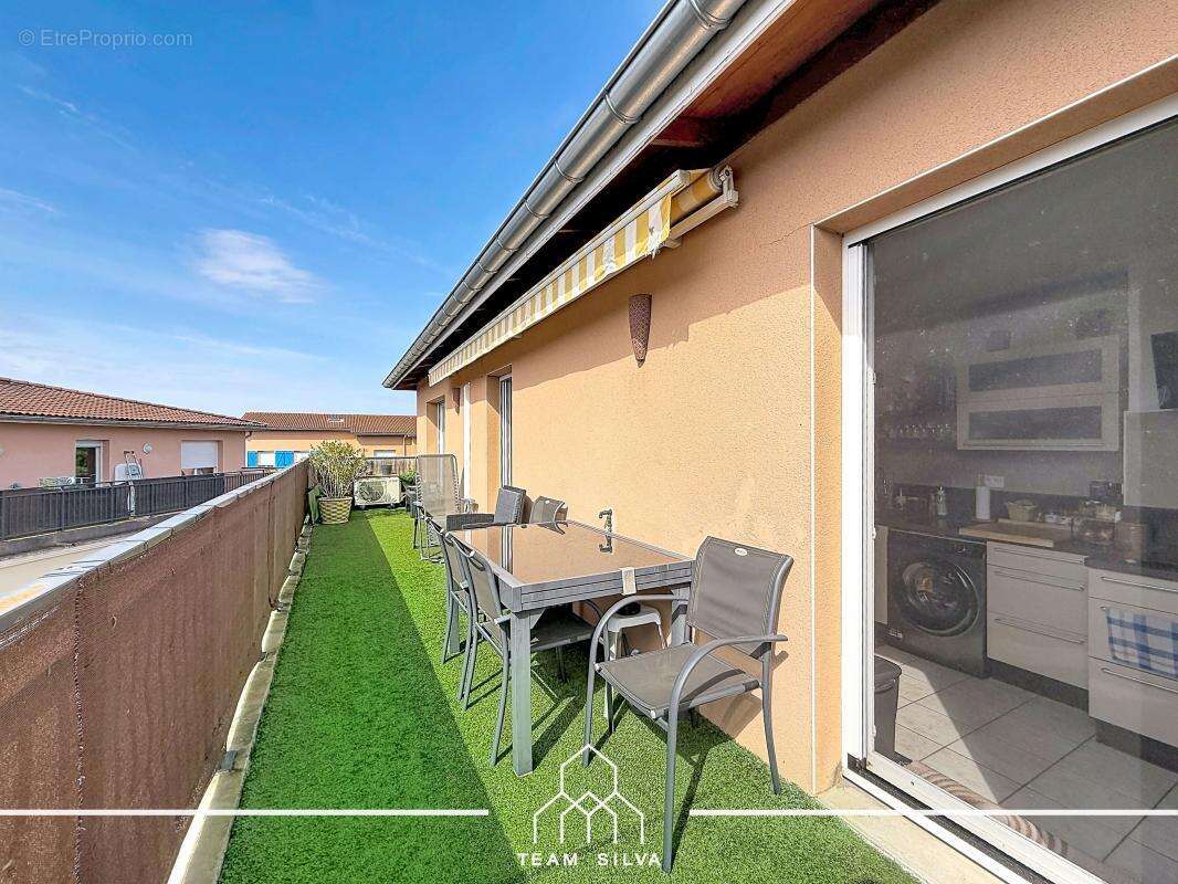 Appartement à TERNAY