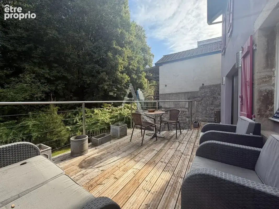 Remiremont : maison lumineuse, 4 chambres, terrasses et jardin - photo 3