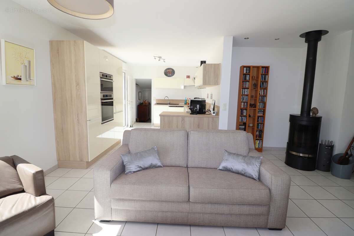 Maison à MESCHERS-SUR-GIRONDE