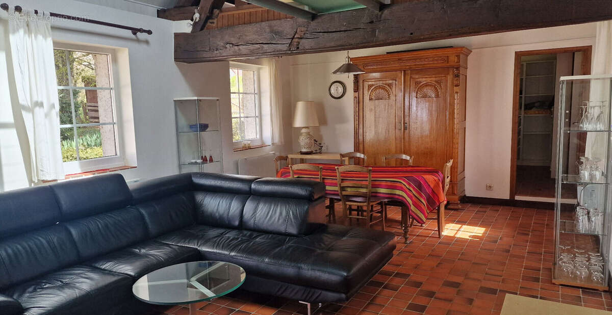 Maison à PERRIGNY-SUR-LOIRE