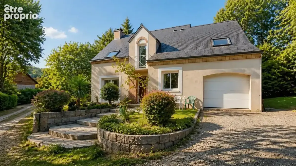 Maison à BOURG-DES-COMPTES