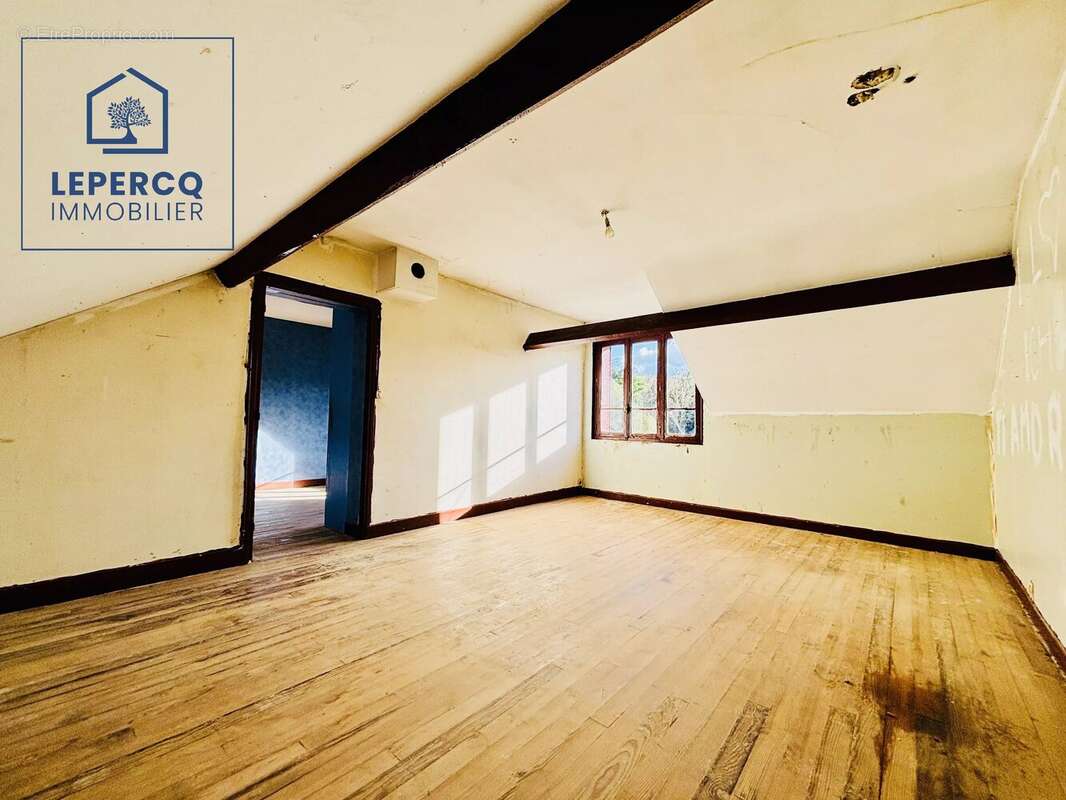 Maison à LA FERTE-MILON