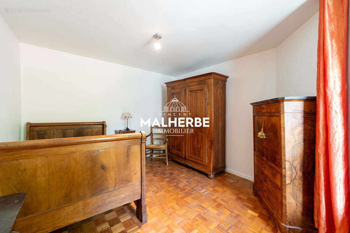 Maison à LAY-SAINT-CHRISTOPHE