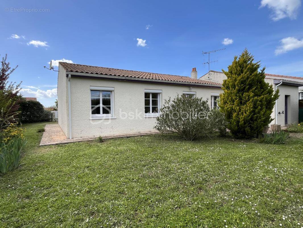 Maison à SAUJON