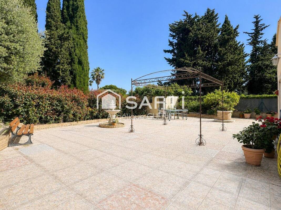 Photo 1 - Maison à HYERES