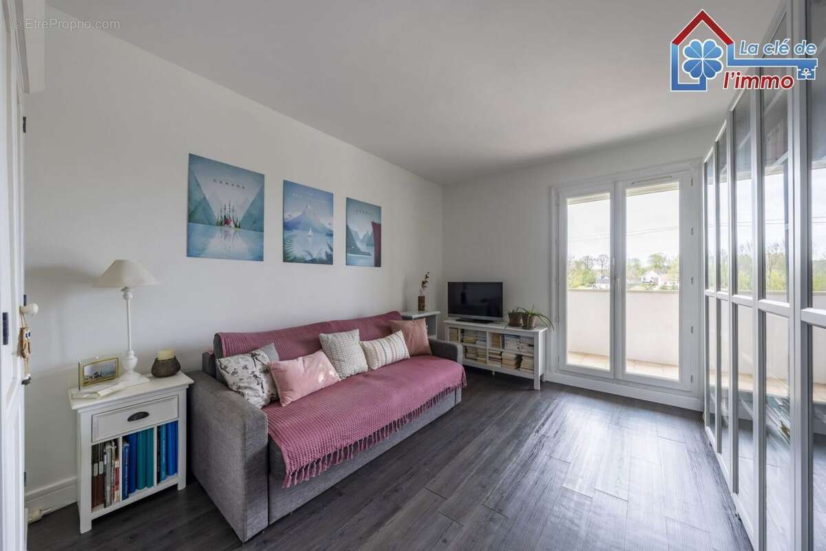 Appartement à PRINGY